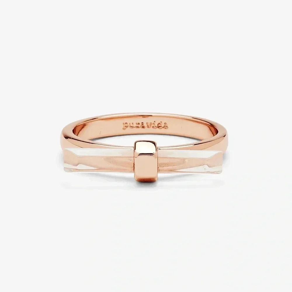PURA VIDA LUNA QUARTZ RING